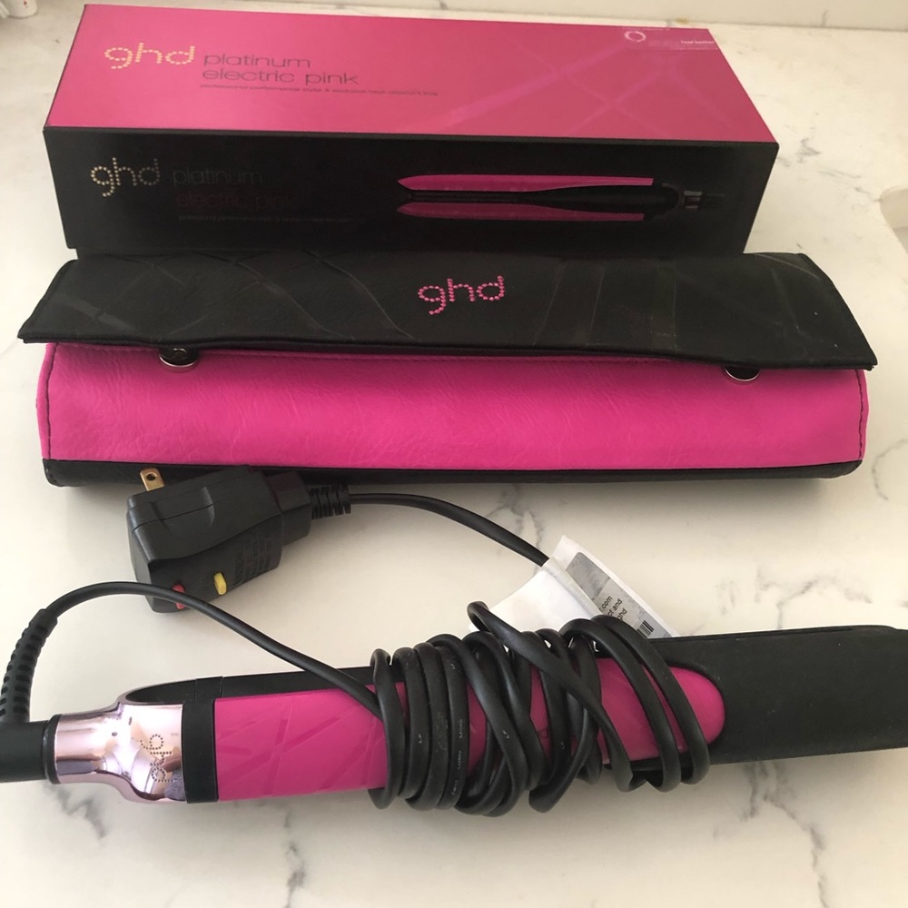 GHD flat iron